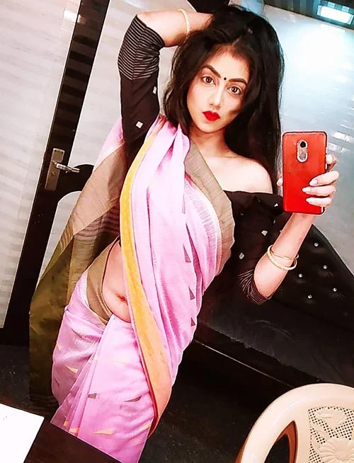 Reema Worah saree navel hot photos indian tv actress