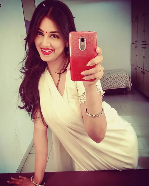 Reema Worah saree navel hot photos indian tv actress