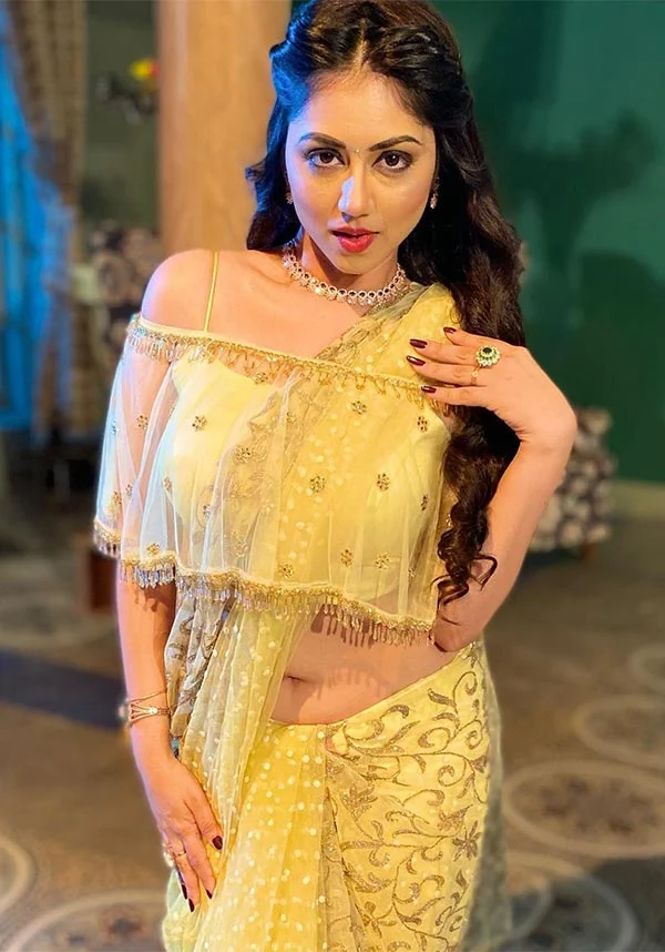 Reema Worah saree navel hot photos indian tv actress