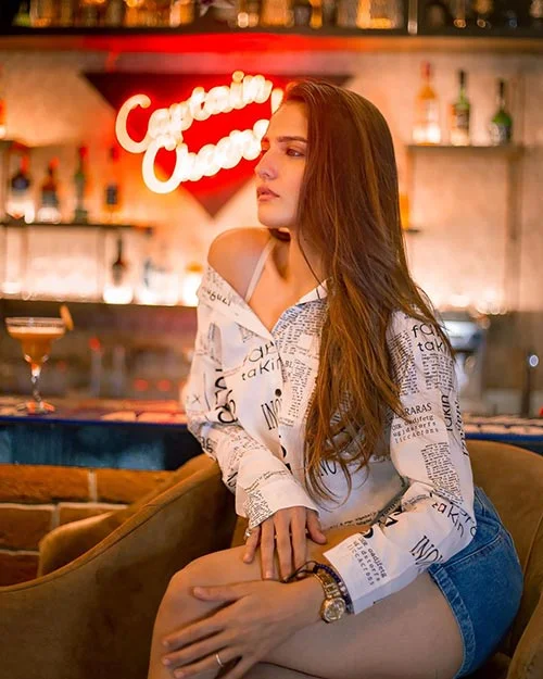 Riya Kishanchandani hot actress model Splitsvilla 13