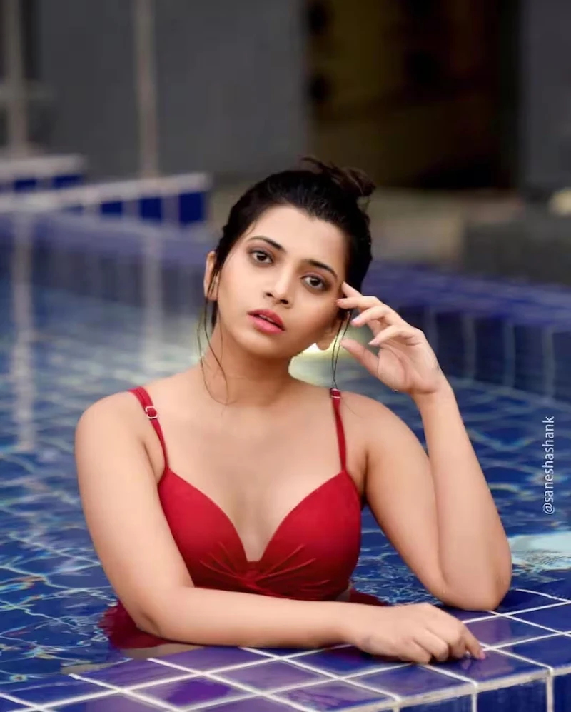 Ruchira Jadhav bikini hot marathi actress sexy body Ruchira Jadhav bikini hot marathi actress sexy body