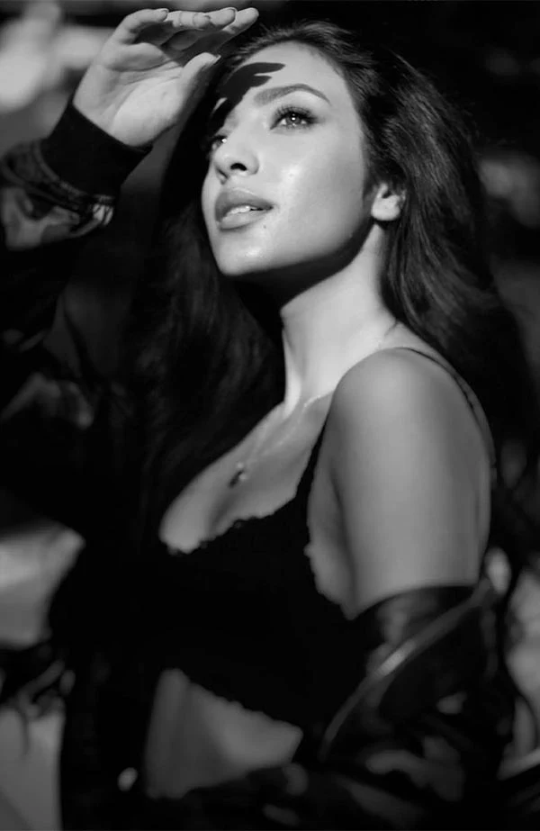 Sahher Bambba hot actress the empire Sahher Bambba hot actress the empire