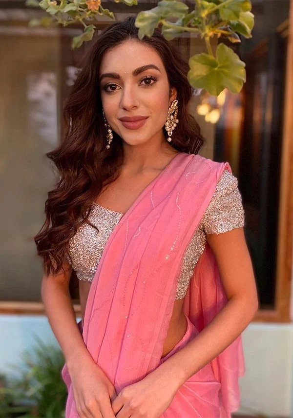 Sahher Bambba hot actress the empire Sahher Bambba saree hot actress the empire