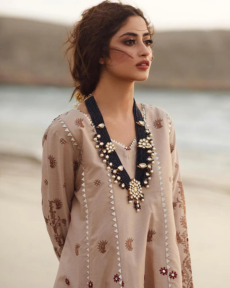 Sajal Aly stylish beautiful pakistani actress Sajal Aly stylish beautiful pakistani actress