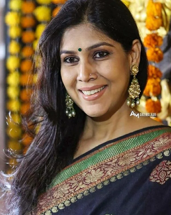 Sakshi Tanwar saree hot actress Sakshi Tanwar saree hot actress