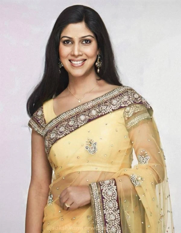 Sakshi Tanwar saree hot actress mohalla assi Sakshi Tanwar saree hot actress mohalla assi