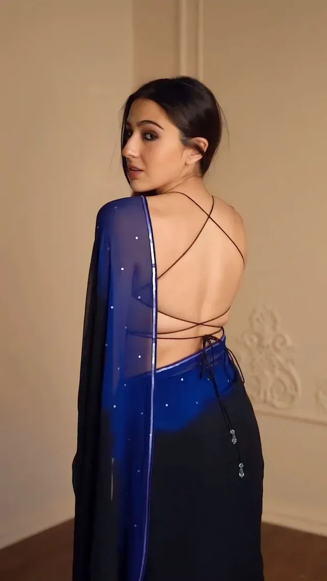 Sara Ali Khan backless saree hot bollywood actress Sara Ali Khan backless saree hot bollywood actress