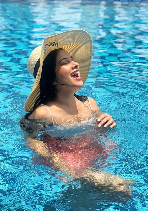 sara gurpal hot punjabi actress singer sara gurpal hot punjabi actress singer