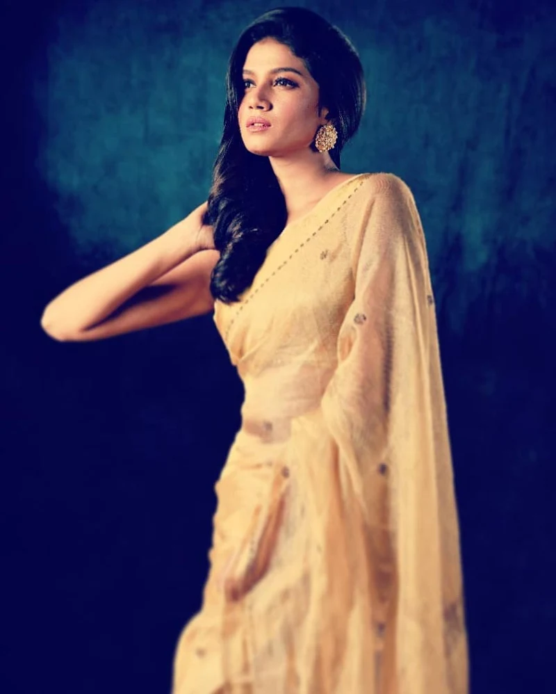 Sauraseni Maitra saree hot actress break up story hoichoi Sauraseni Maitra saree hot actress break up story hoichoi