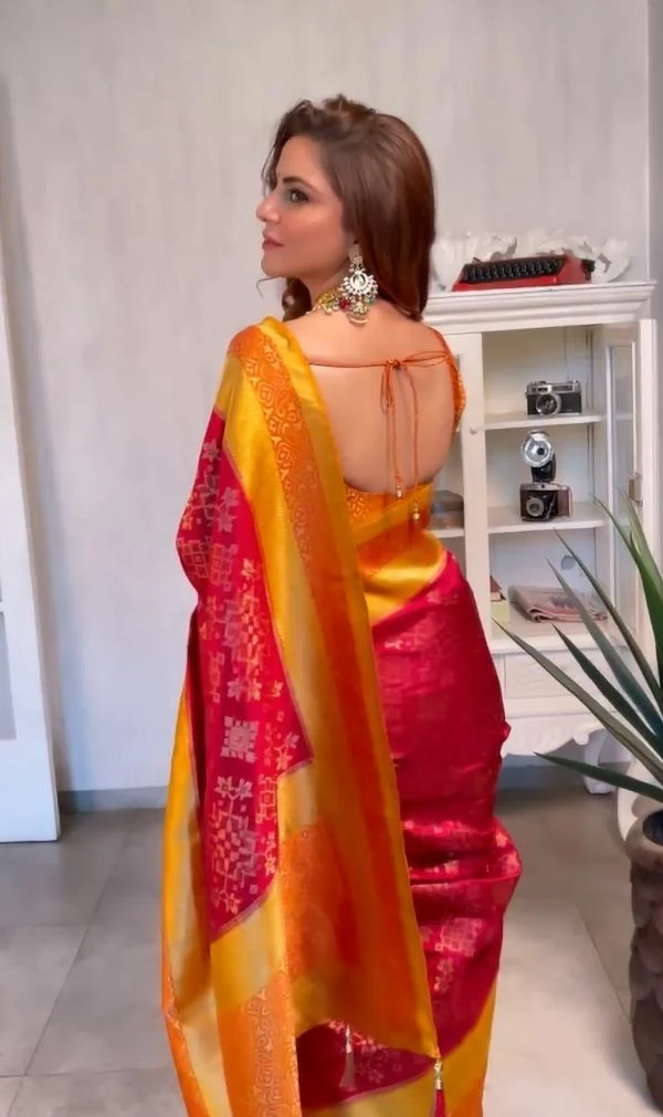 shraddha arya backless saree hot tv actress shraddha arya backless saree hot tv actress