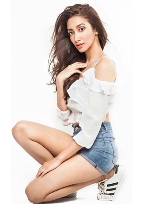 Shreya Chaudhry hot actress bandish bandits Shreya Chaudhry hot actress bandish bandits