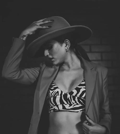 shruti sinha cleavage hot roadies splitsvilla i shruti sinha cleavage hot roadies splitsvilla i