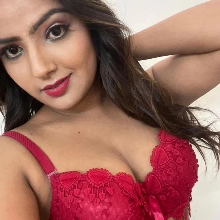 shyna khatri red bra cleavage web series actress shyna khatri red bra cleavage web series actress