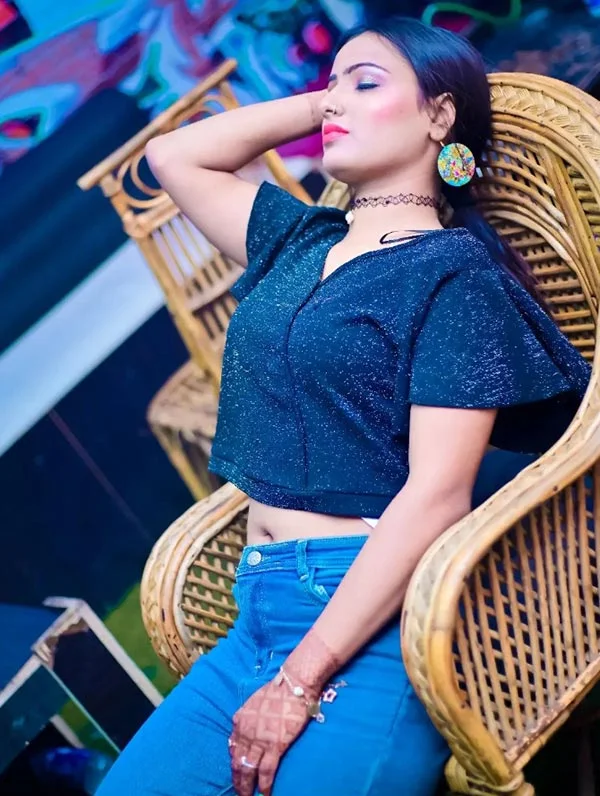 Shyna Khatri hot web series paglet pehredaar prime play Shyna Khatri hot web series paglet pehredaar prime play