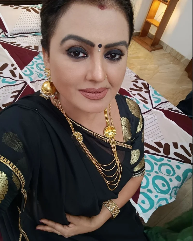 Sona Heiden saree hot south indian curvy actress Sona Heiden saree hot south indian curvy actress