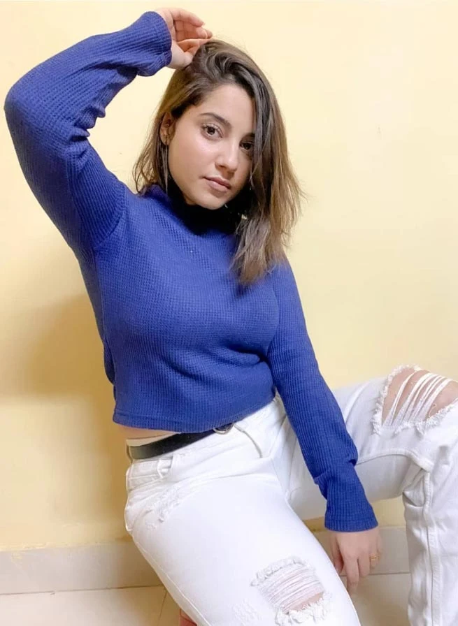 Sonali Pandita top jeans curvy hot actress nishabd shooter Sonali Pandita top jeans curvy hot actress nishabd shooter