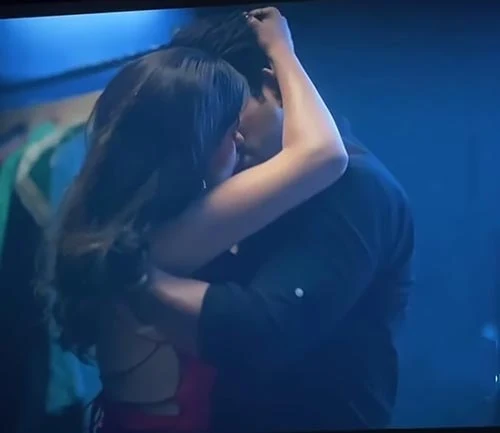 Sonia Rathee hot actress broken but beautiful Sonia Rathee hot actress broken but beautiful