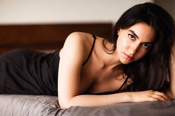 Toranj Kayvon hot photos Toranj Kayvon hot photos