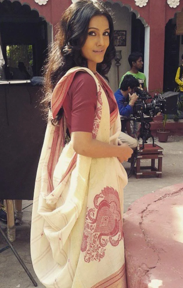 trishna mukherjee crime patrol hot actress trishna mukherjee crime patrol hot actress