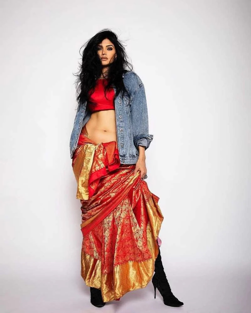 Trupti Toradmal navel saree hot actress adipurush vibhishan's wife Trupti Toradmal navel saree hot actress adipurush vibhishan's wife