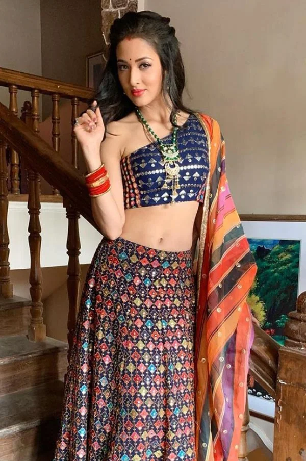 Vidisha Srivastava hot saree actress Vidisha Srivastava hot saree actress