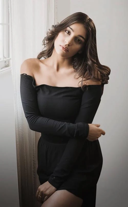 Yukti Thareja hot indian model actress Yukti Thareja hot indian model actress