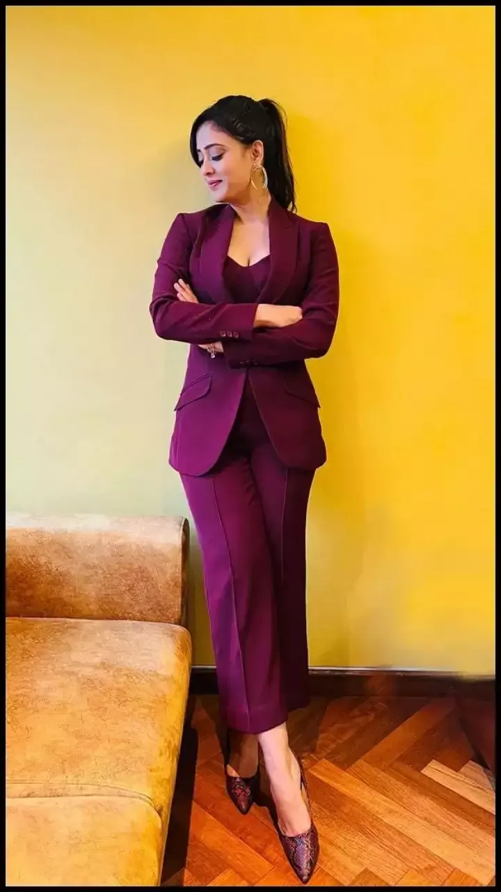 shweta tiwari pantsuit stylish tv actress shweta tiwari pantsuit stylish tv actress