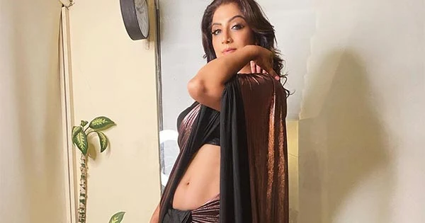 Aartii Naagpal saree navel hot actress