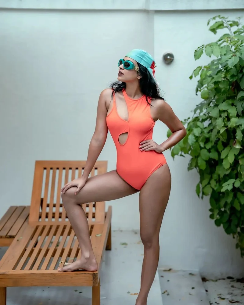Amala Paul swimsuit sexy body legs Amala Paul swimsuit sexy body legs