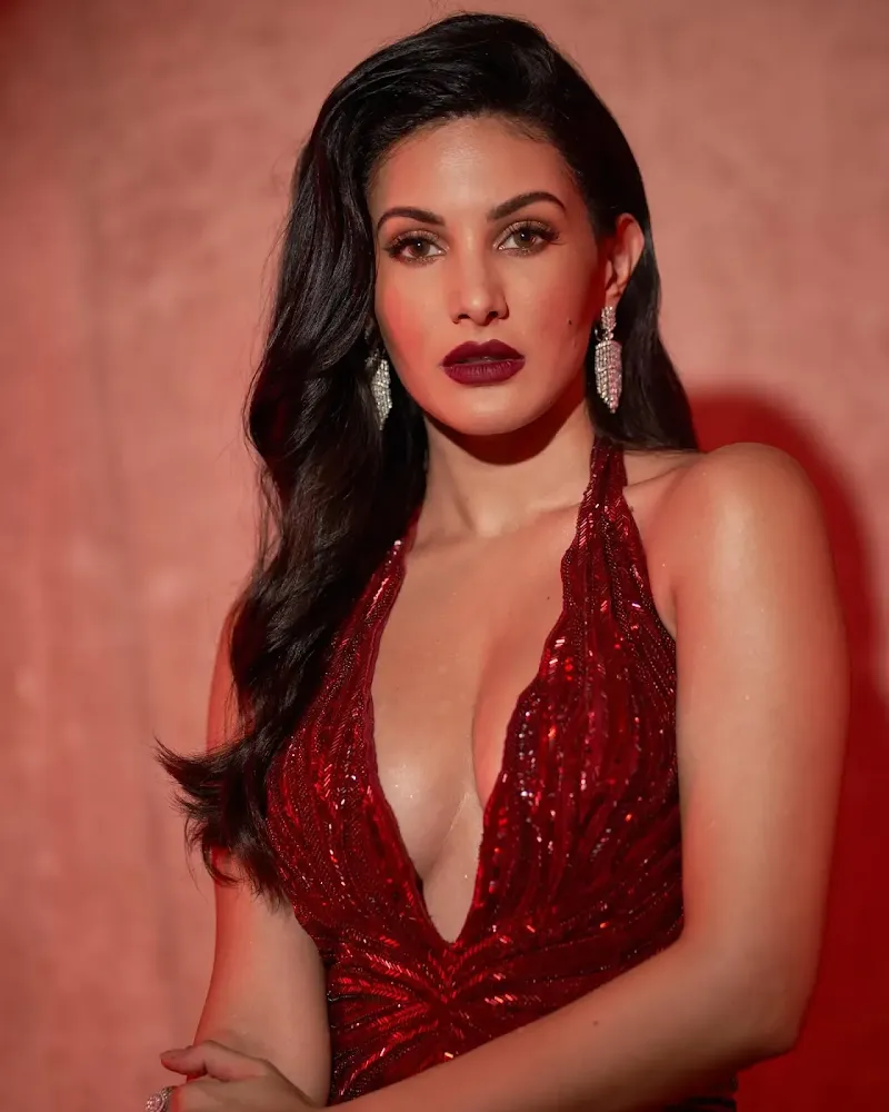 Amyra Dastur cleavage maroon dress