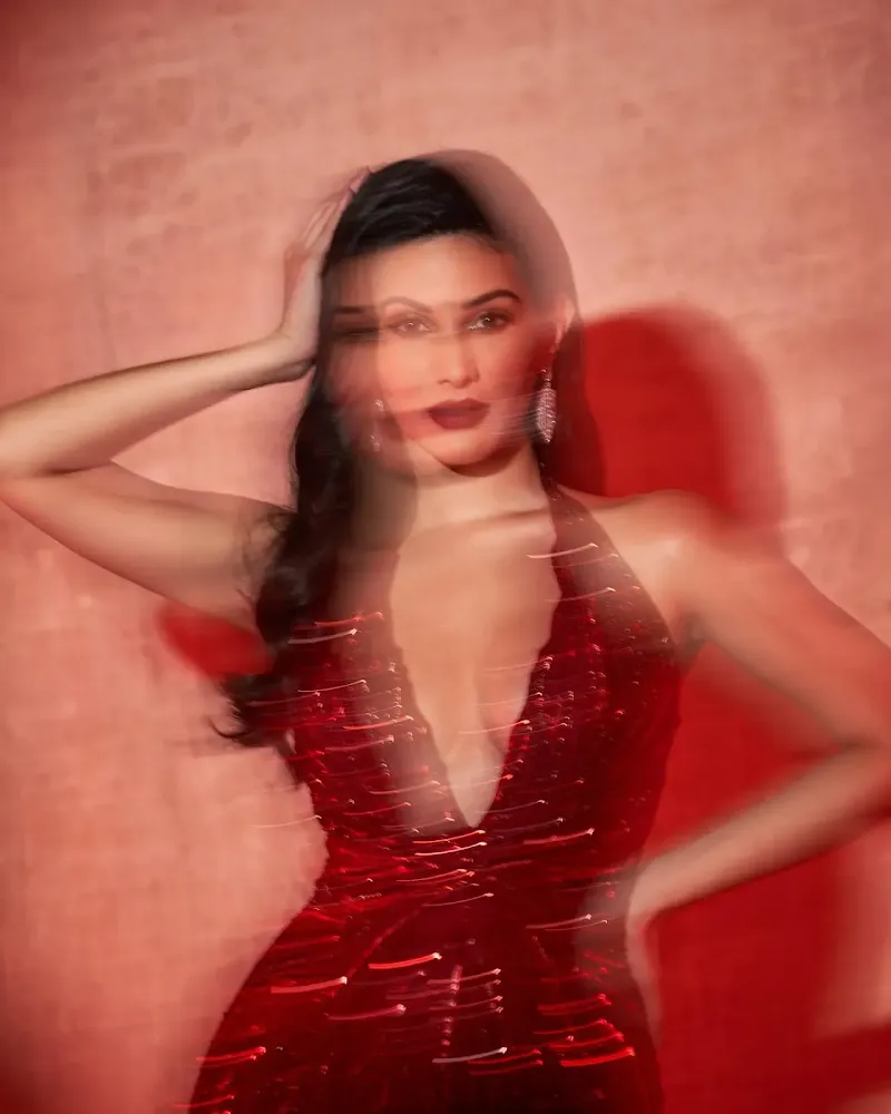 Amyra Dastur cleavage maroon dress