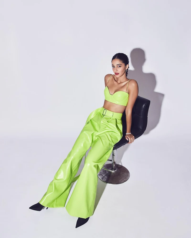 ananya panday tiny green top pants ananya panday tiny green top pants