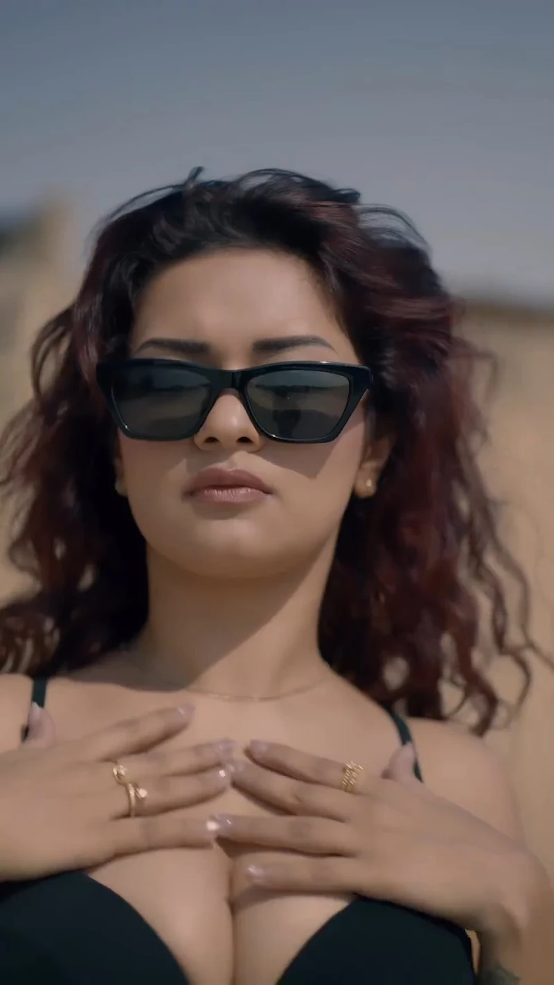 avneet kaur cleavage black outfit hot indian actress