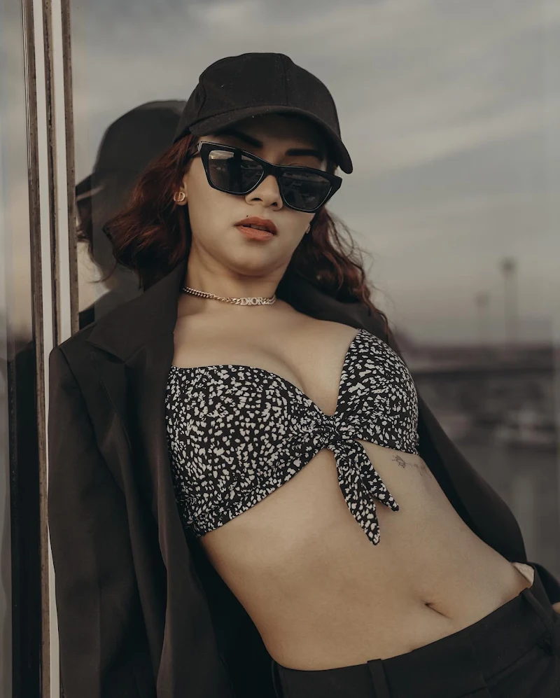 avneet kaur cleavage navel bikini top pants coat avneet kaur cleavage navel bikini top pants coat