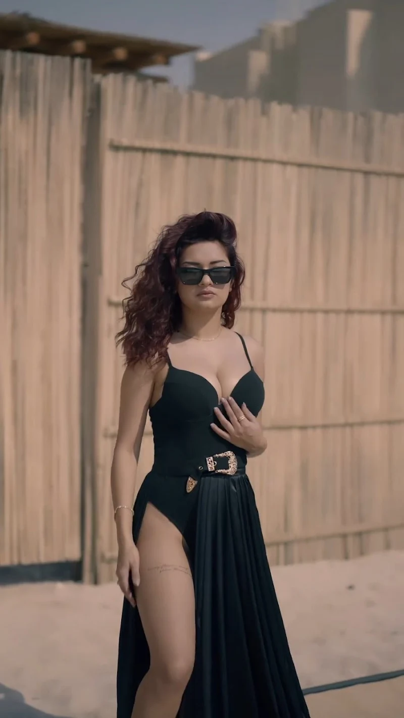 avneet kaur sexy legs black outfit hot indian actress