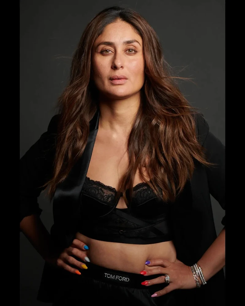 Kareena Kapoor black corset bra outfit Kareena Kapoor black corset bra outfit
