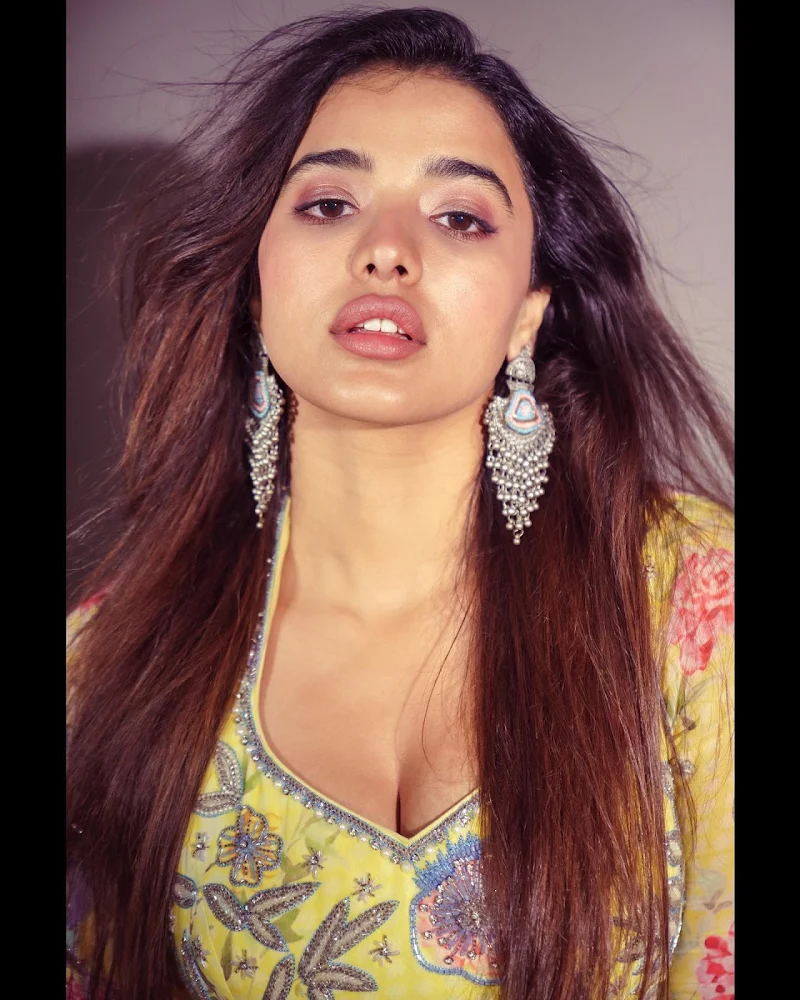 Ketika Sharma yellow suit cleavage curvy busty indian actress Ketika Sharma yellow suit cleavage curvy busty indian actress