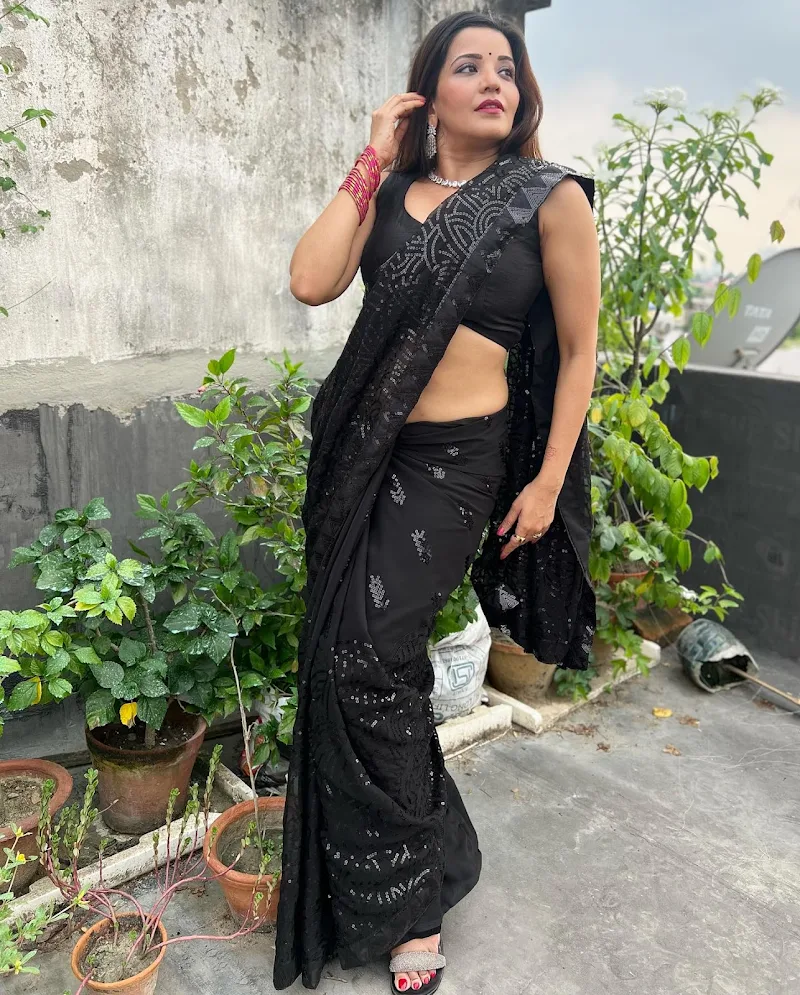 monalisa black saree cleavage curvy hot actress monalisa black saree cleavage curvy hot actress
