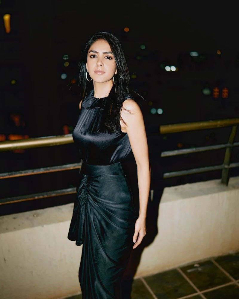 Mrunal Thakur black dress curvy body Mrunal Thakur black dress curvy body