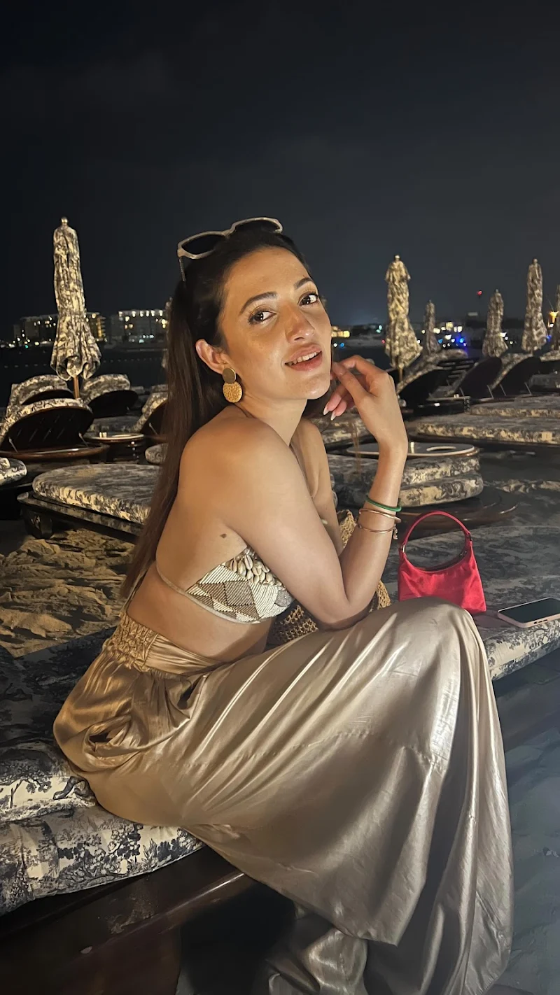 Neha Shetty bikini backless hot actress rules ranjann dj tillu Neha Shetty bikini backless hot actress rules ranjann dj tillu