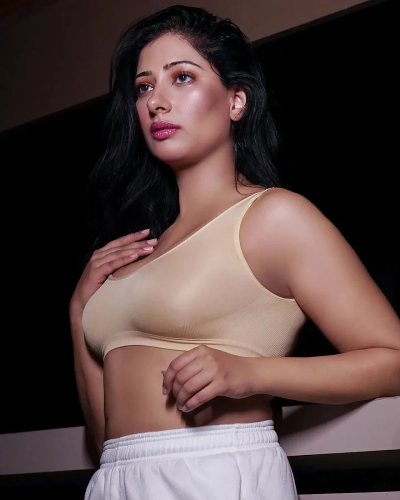 niharica raizada tiny top cleavage busty indian niharica raizada tiny top cleavage busty indian