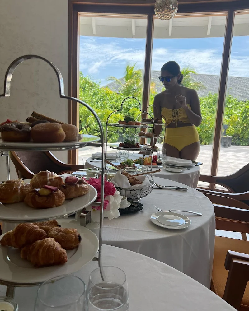 Nikita Dutta yellow bikini sexy body Nikita Dutta yellow bikini sexy body