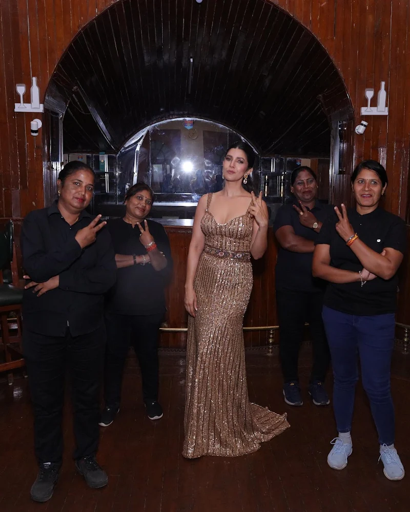 Nimrat Kaur cleavage shimmery dress hot actress Nimrat Kaur cleavage shimmery dress hot actress