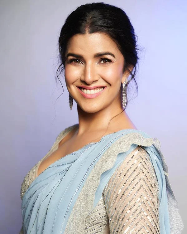 Nimrat Kaur saree hot actress dasvi