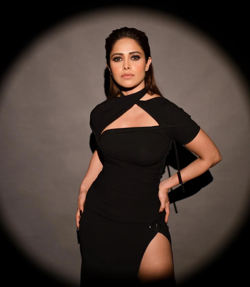 nushrratt bharuccha legs black high slit dress nushrratt bharuccha legs black high slit dress