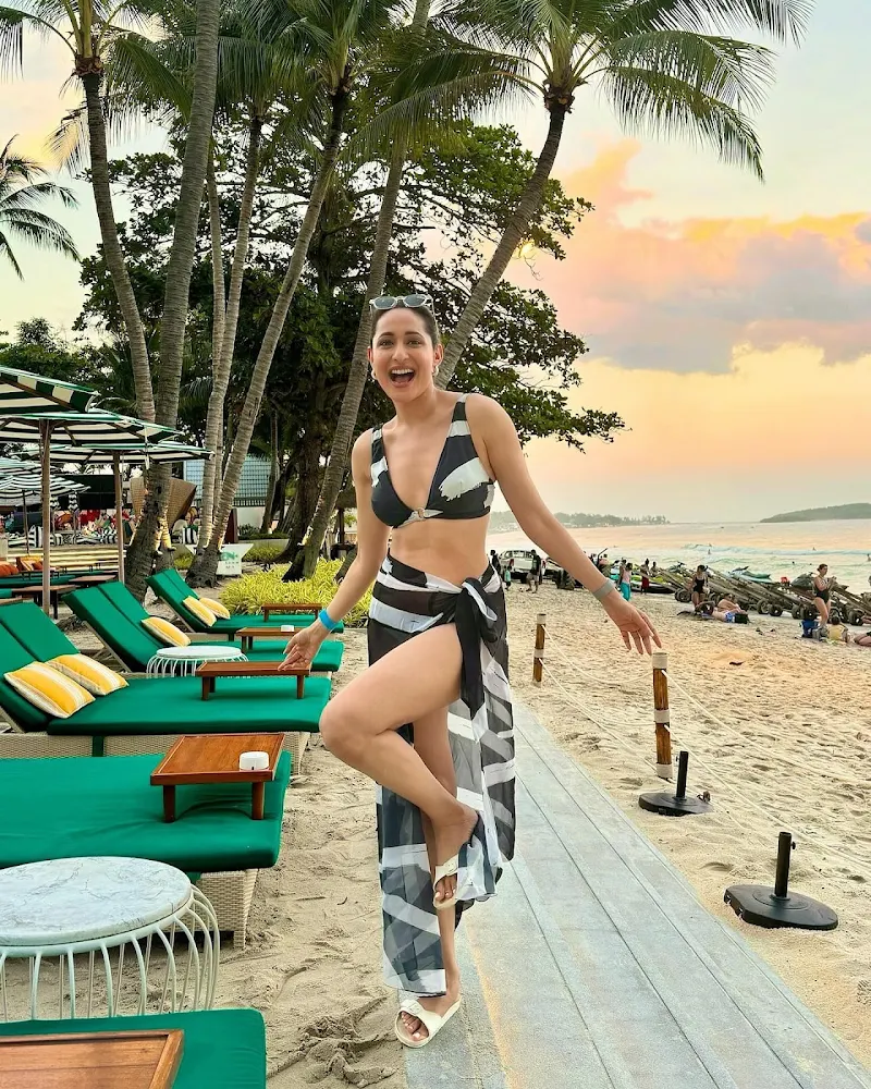 pragya jaiswal bikini sexy body legs pragya jaiswal bikini sexy body legs