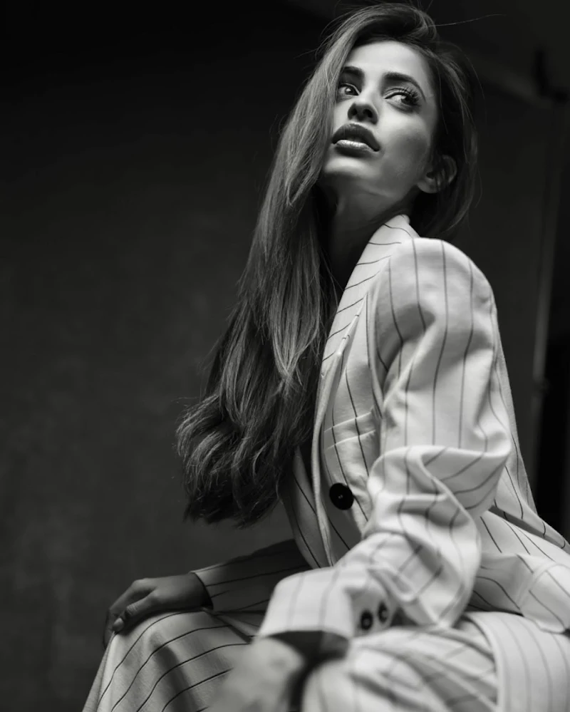 priya banerjee braless pantsuit priya banerjee braless pantsuit