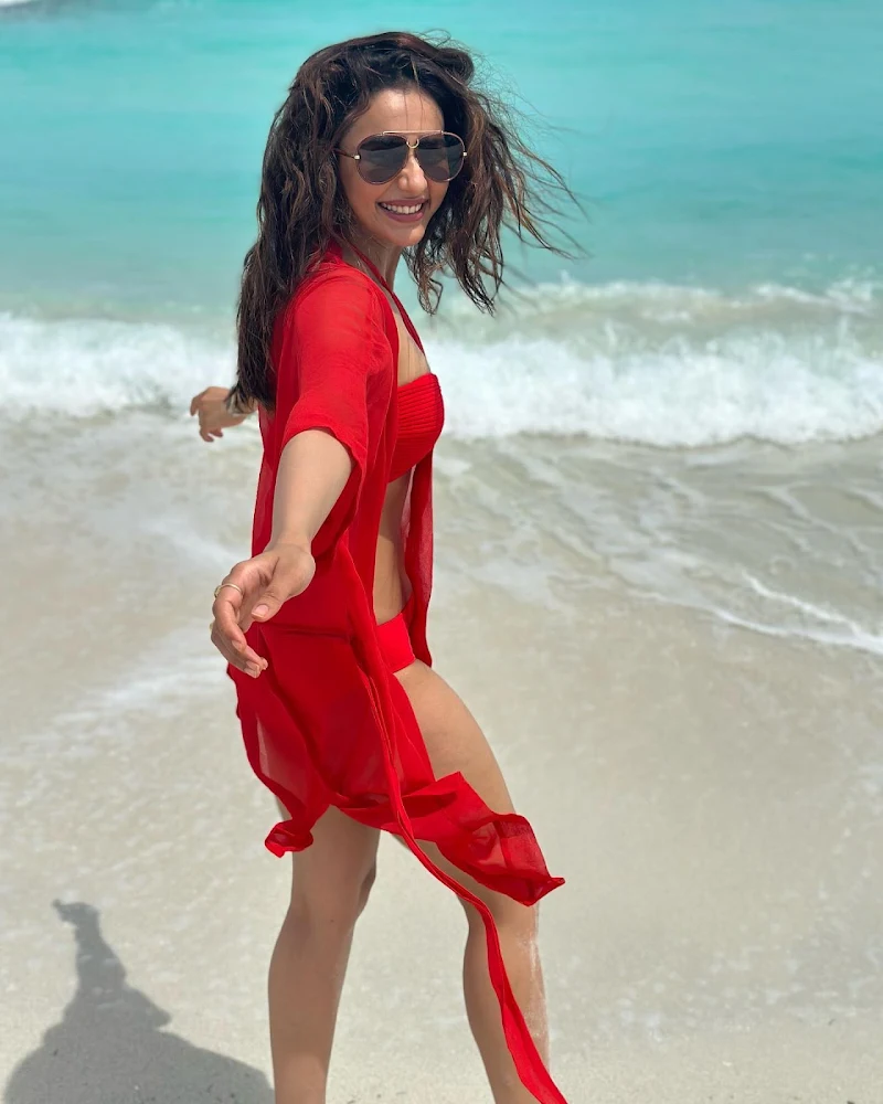 Rakul Preet red bikini sexy body Rakul Preet red bikini sexy body