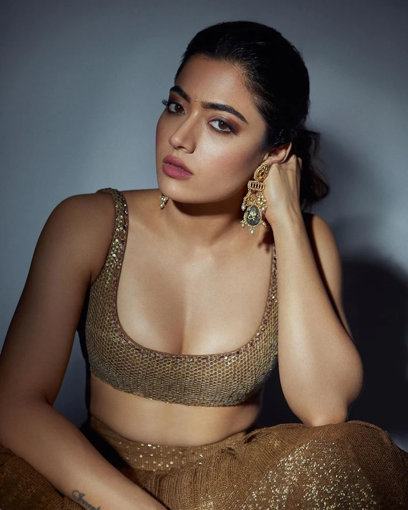 Rashmika Mandana cleavage lehanga hot actress Rashmika Mandana cleavage lehanga hot actress