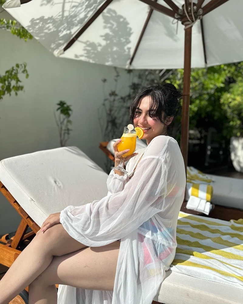 Reem Sameer bikini cleavage sexy legs Reem Sameer bikini cleavage sexy legs